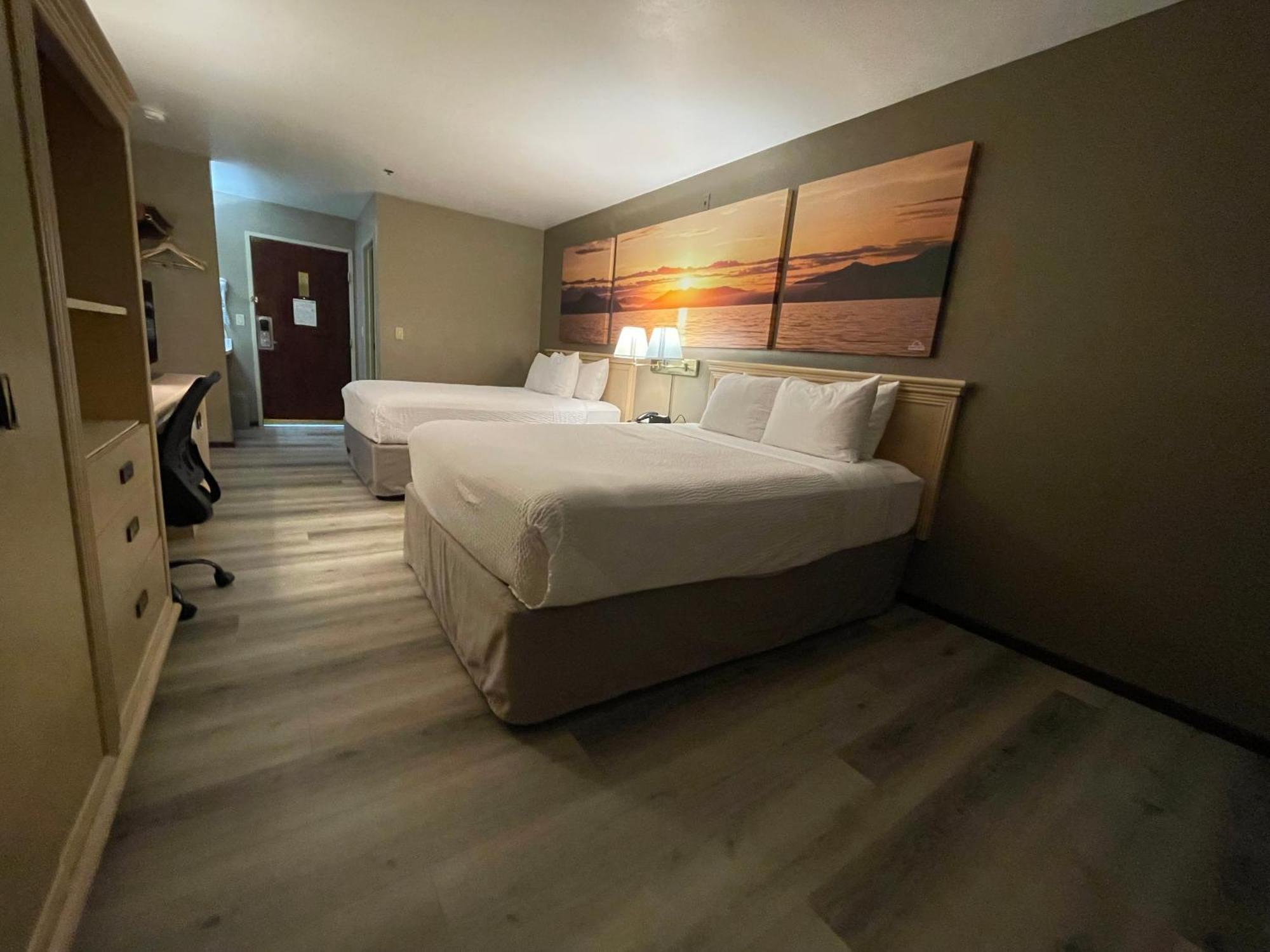 Days Inn By Wyndham Seatac Airport Exteriör bild