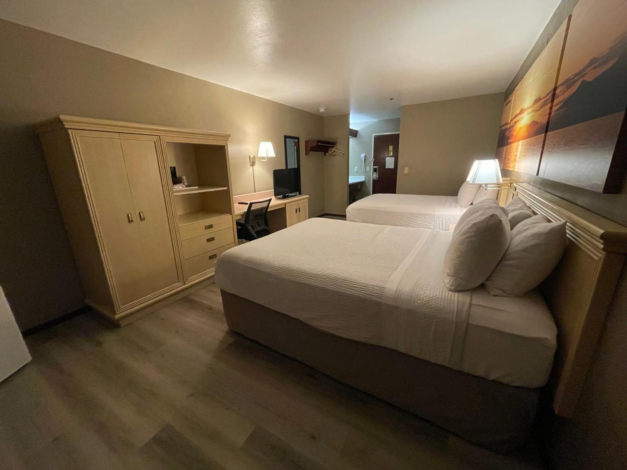 Days Inn By Wyndham Seatac Airport Exteriör bild